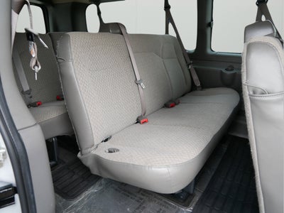 2024 Chevrolet Express Passenger 3500 1LT