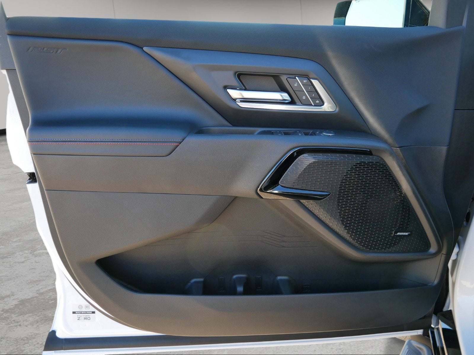 2024 Chevrolet Silverado EV RST