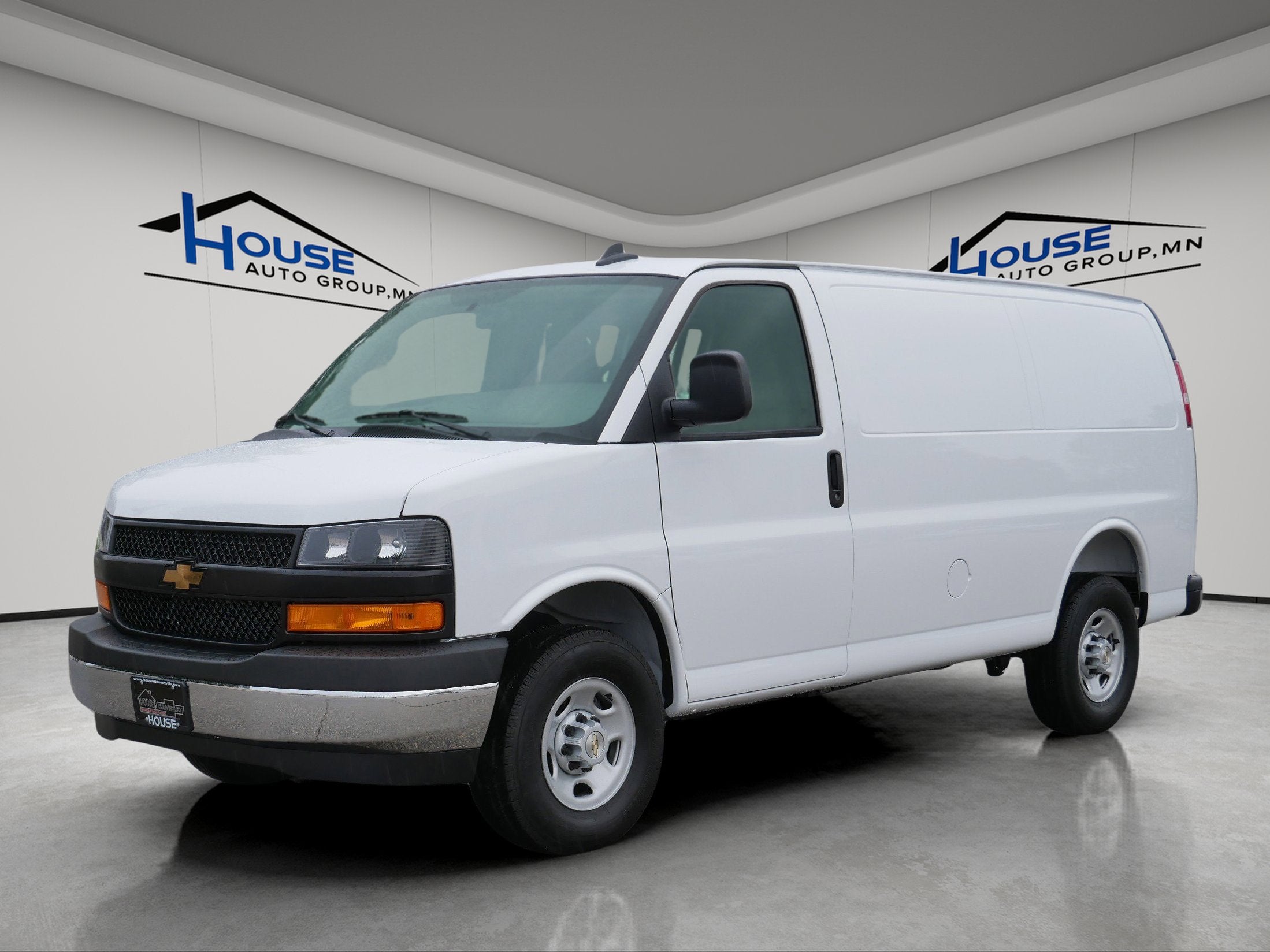 2025 Chevrolet Express Cargo 2500 Base
