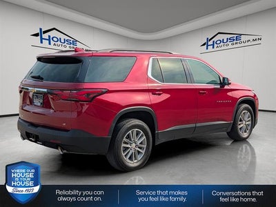 2023 Chevrolet Traverse LT Cloth