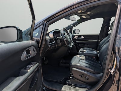2020 Chrysler Pacifica Touring L Plus