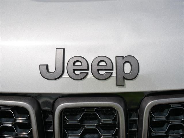 2018 Jeep Grand Cherokee Base