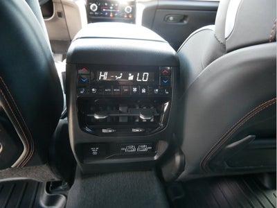2022 Jeep Grand Cherokee Summit Reserve