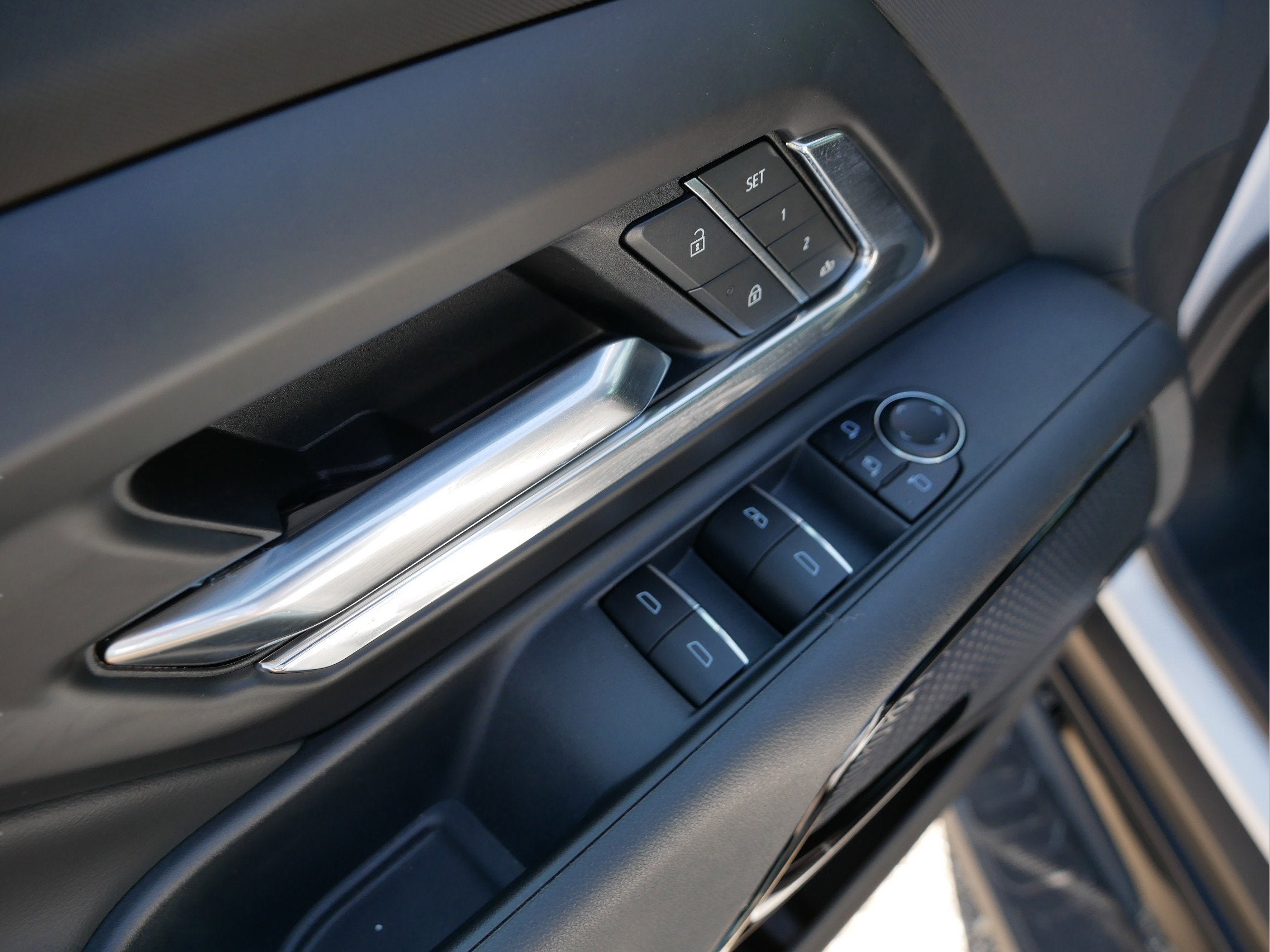 2025 Chevrolet Silverado EV e4WD Crew Cab Extended Range LT