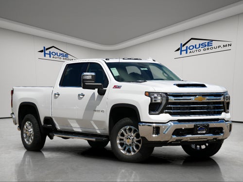 2025 Chevrolet Silverado 3500 HD Crew Cab Standard Box 4-Wheel Drive LTZ