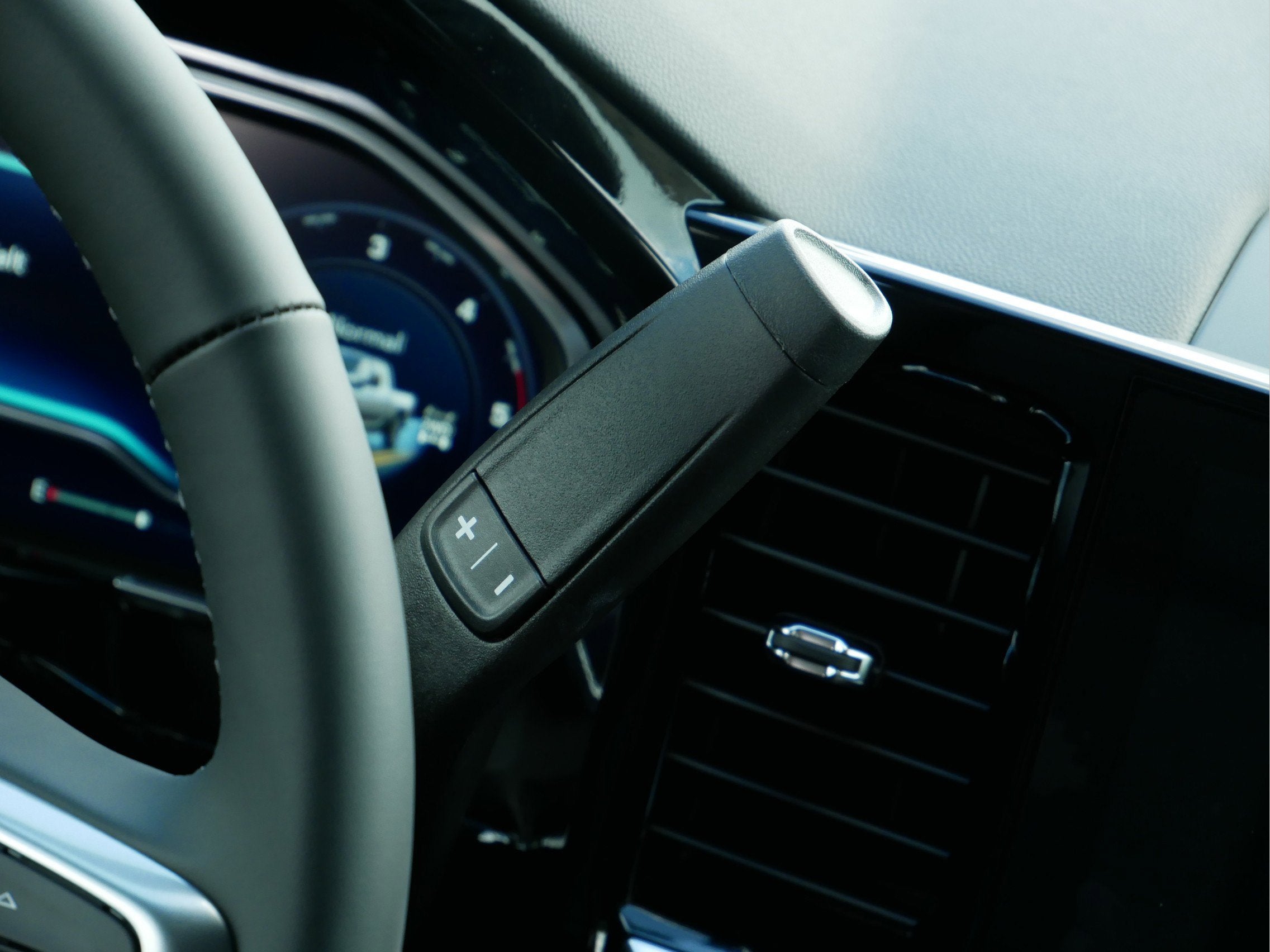 2025 Chevrolet Silverado 3500 HD Crew Cab Standard Box 4-Wheel Drive LTZ