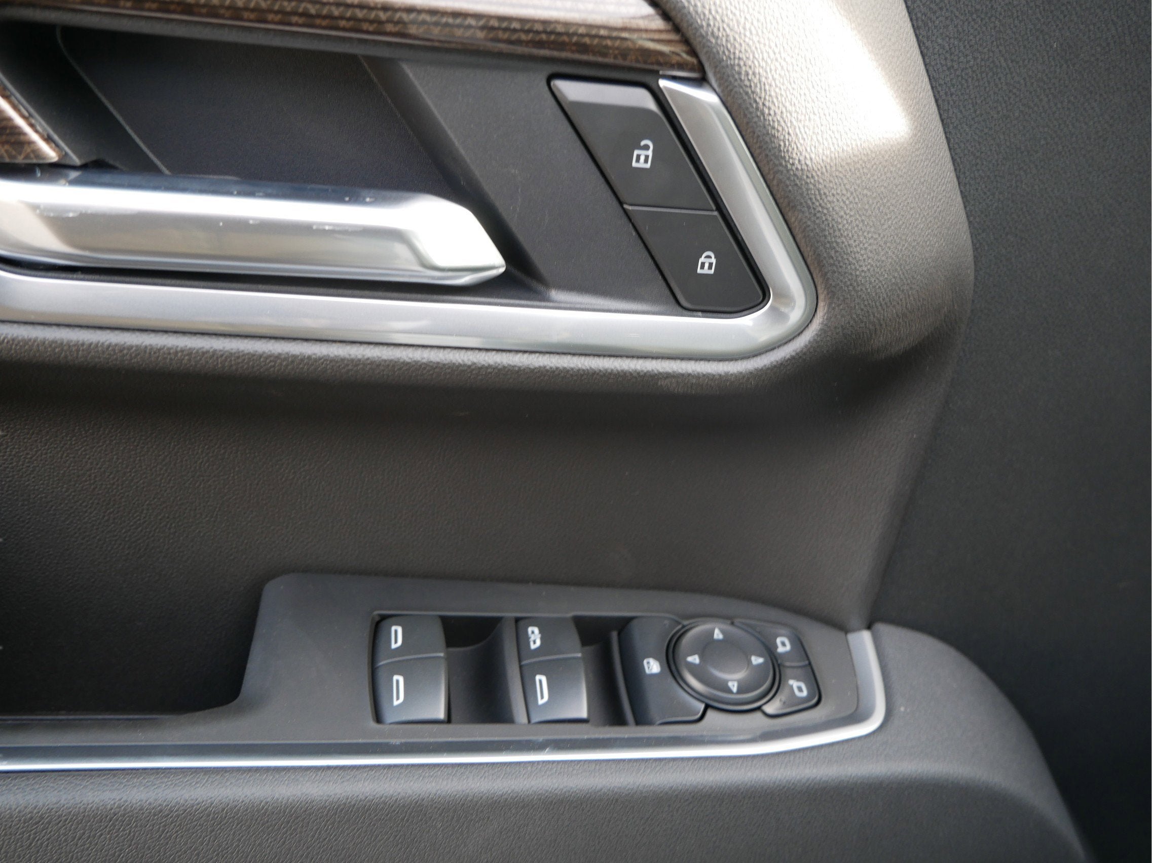 2025 Chevrolet Silverado 1500 Crew Cab Short Box 4-Wheel Drive RST