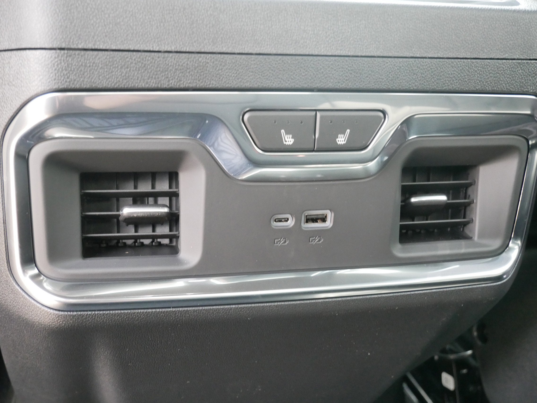 2026 Chevrolet Silverado 1500 Crew Cab Short Box 4-Wheel Drive High Country