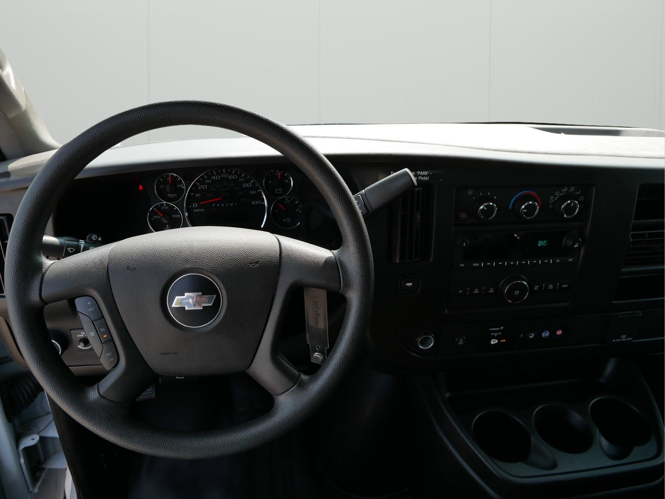 2023 Chevrolet Express Cargo 2500 1WT