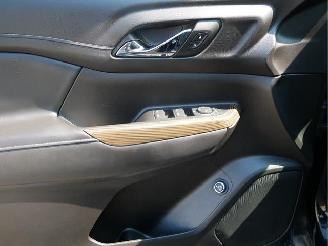 2023 GMC Acadia Base