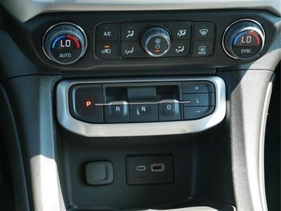 2023 GMC Acadia Base