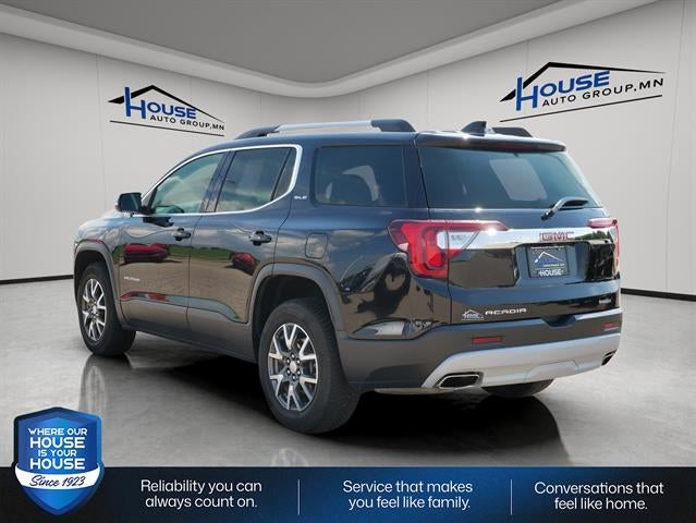 2023 GMC Acadia Base
