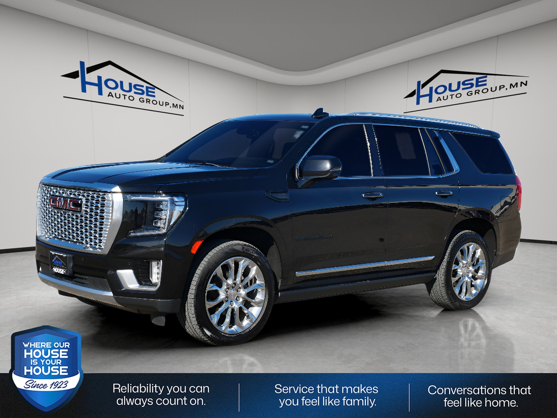 Used 2022 GMC Yukon Denali with VIN 1GKS2DKLXNR169905 for sale in Stewartville, Minnesota