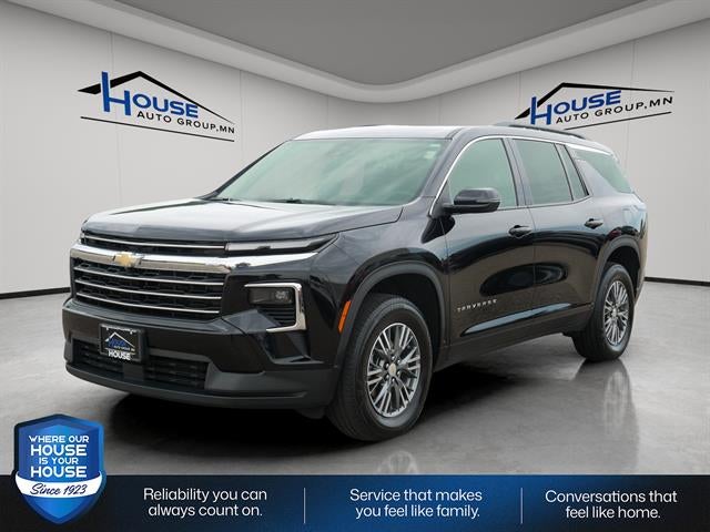 2025 Chevrolet Traverse Base