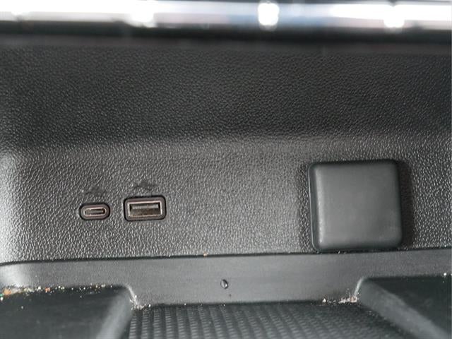 2025 Chevrolet Traverse Base