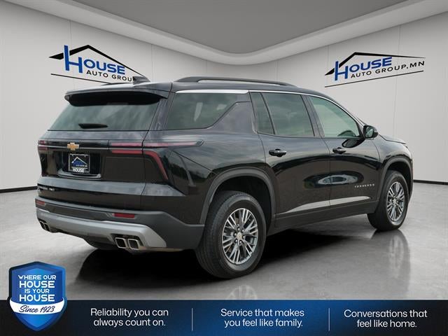 2025 Chevrolet Traverse Base