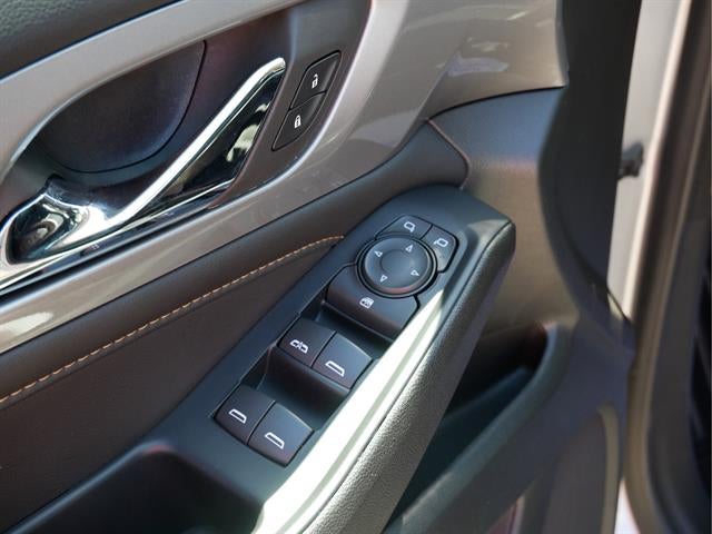 2021 Chevrolet Traverse Base