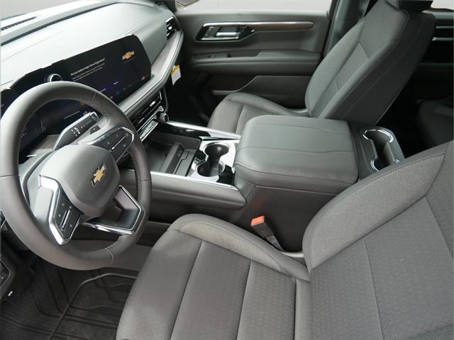 2026 Chevrolet Suburban 4WD LS