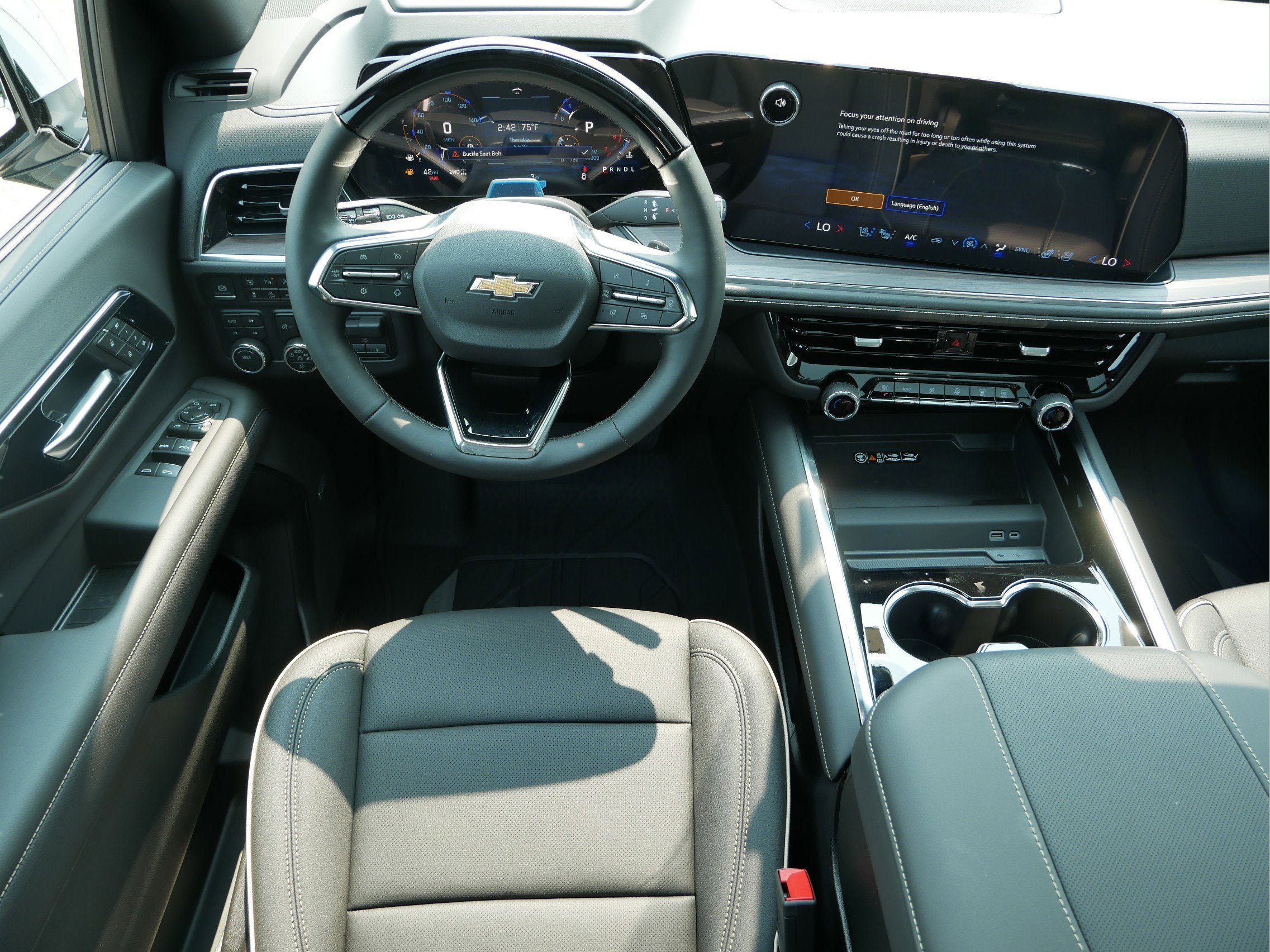 2025 Chevrolet Suburban 4WD Premier