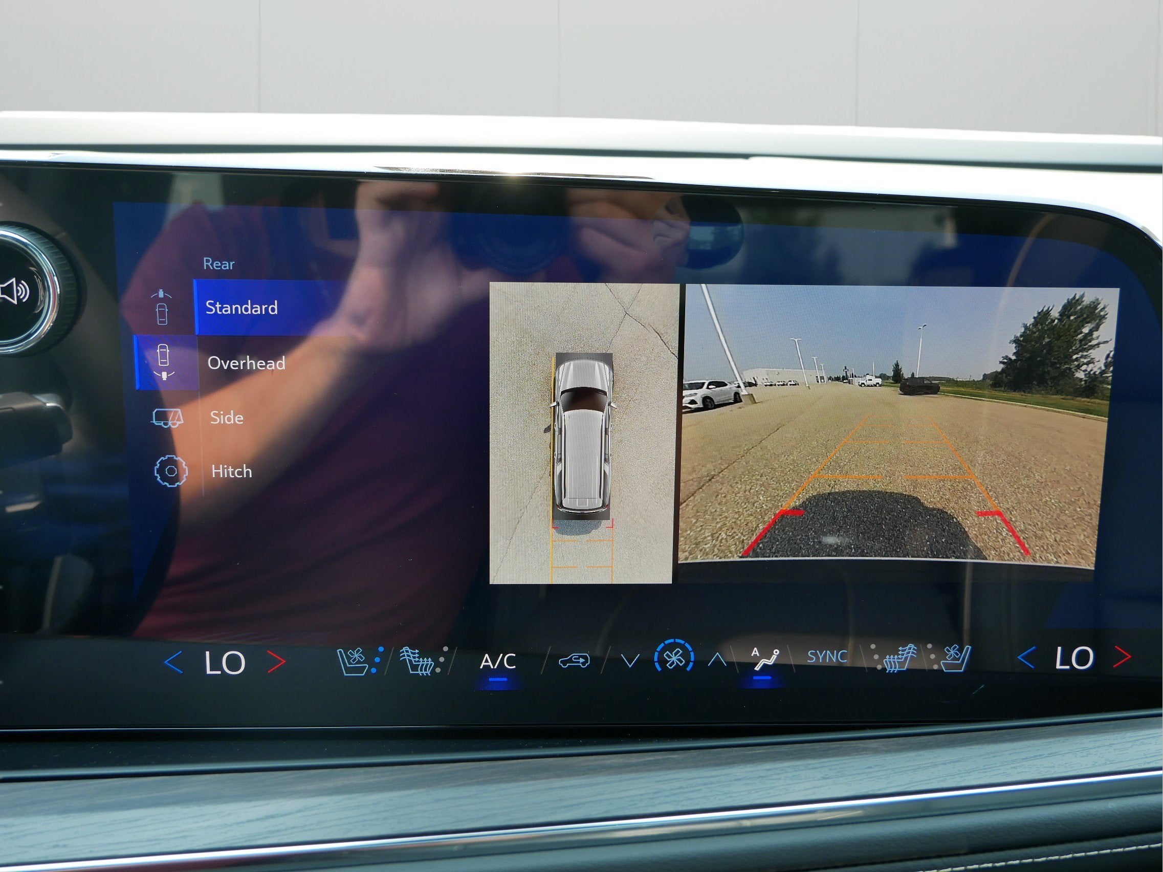 2025 Chevrolet Suburban 4WD Premier