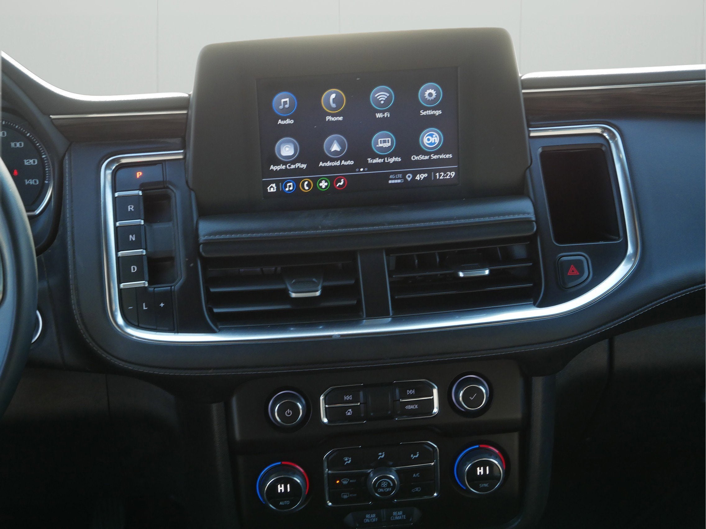 2023 Chevrolet Suburban LS