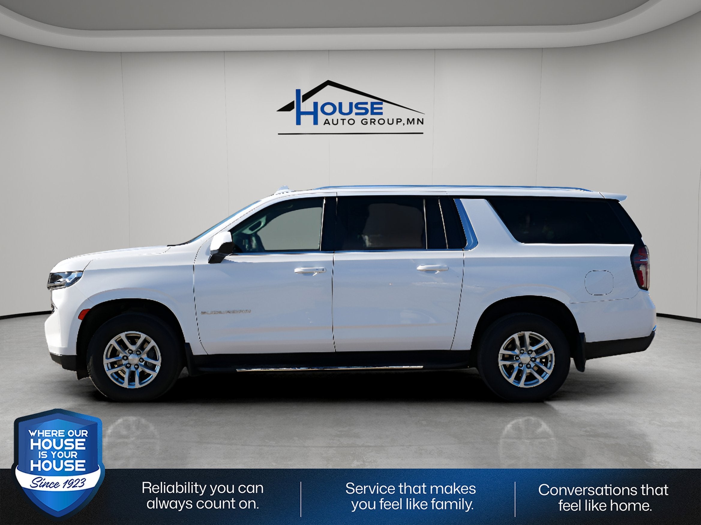 2023 Chevrolet Suburban LS