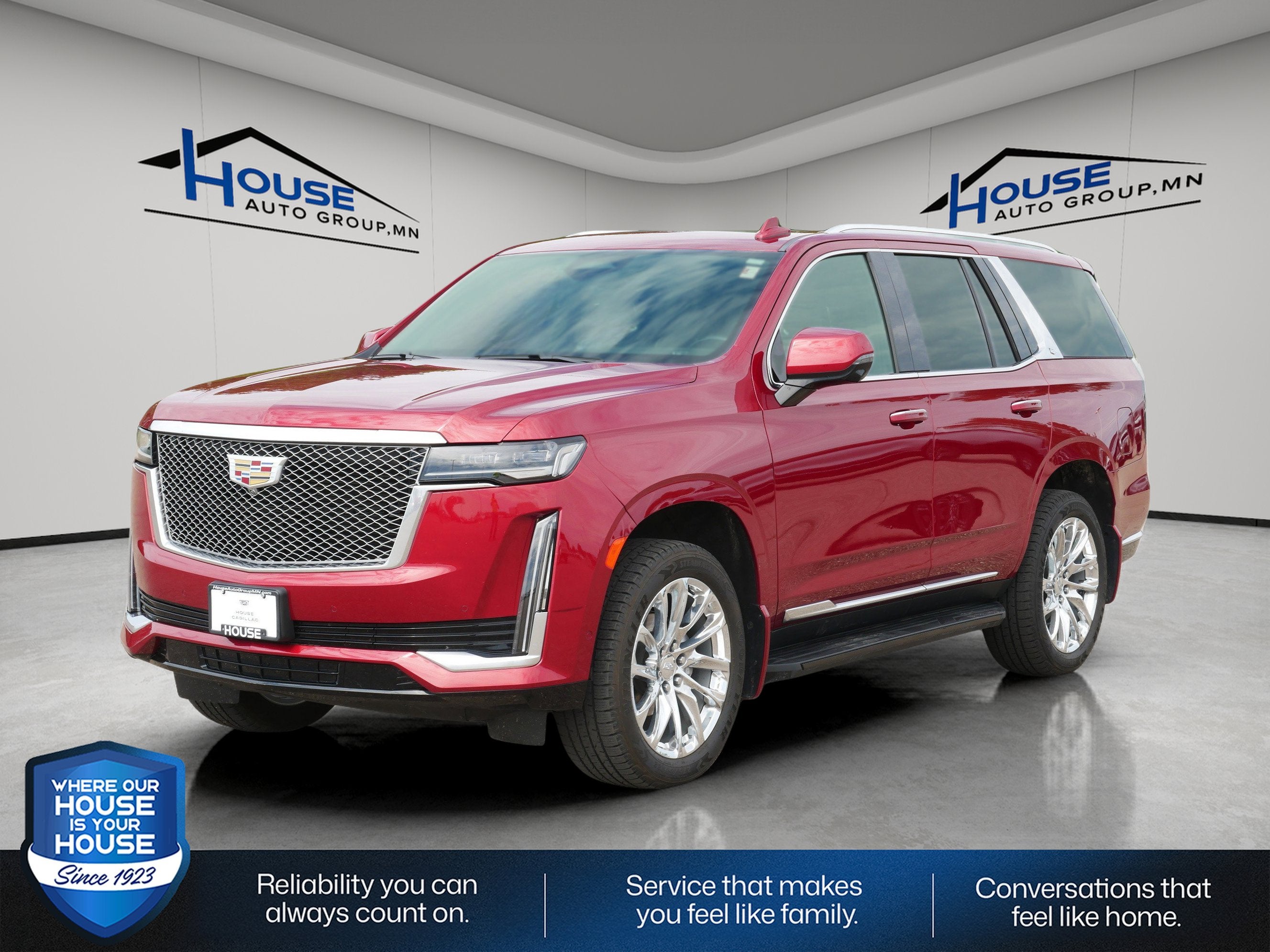 Used 2021 Cadillac Escalade Premium Luxury with VIN 1GYS4CKL4MR475636 for sale in Stewartville, Minnesota