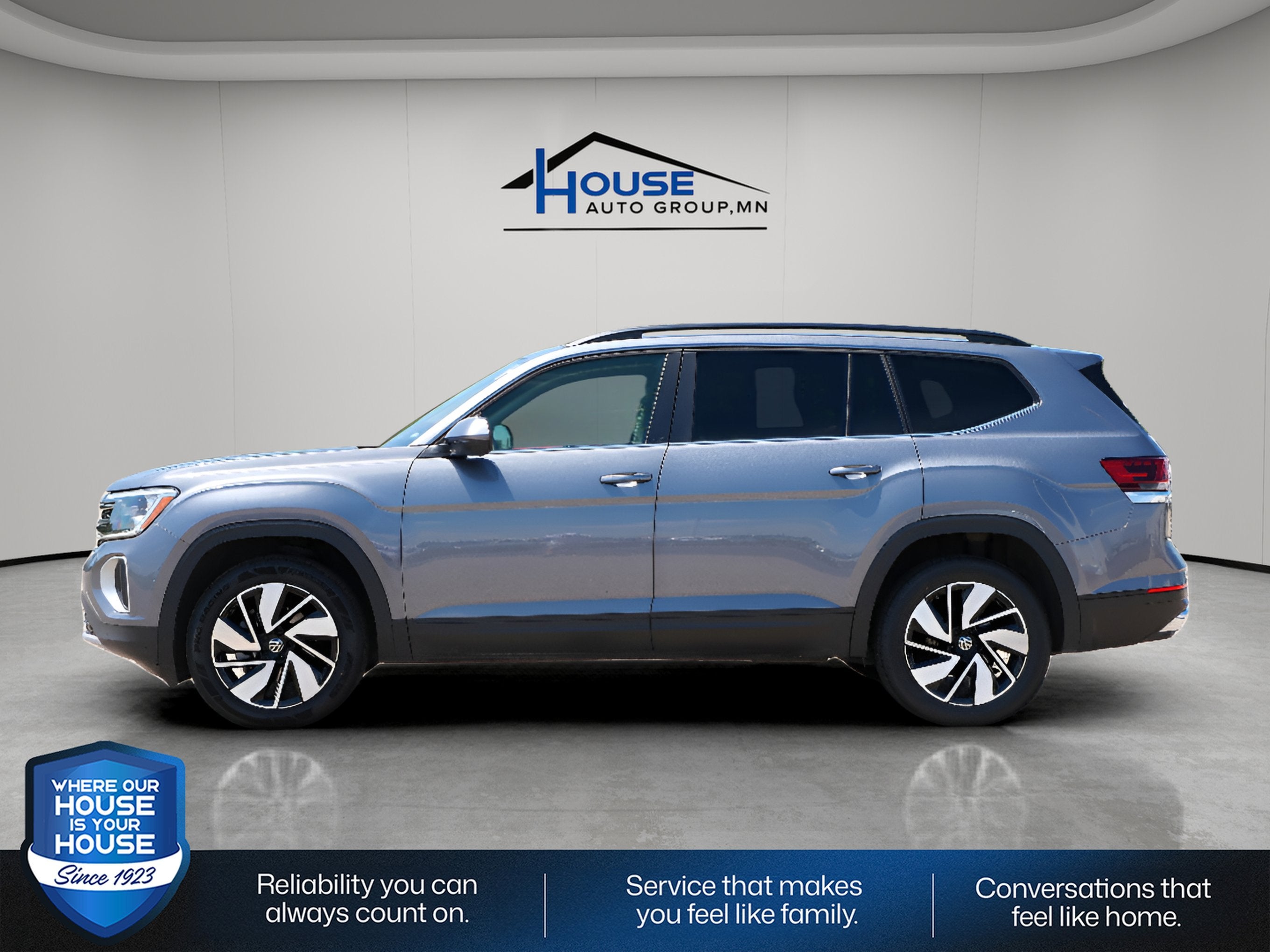 2025 Volkswagen Atlas 2.0T SE w/Technology
