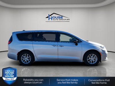 2024 Chrysler Pacifica Touring L