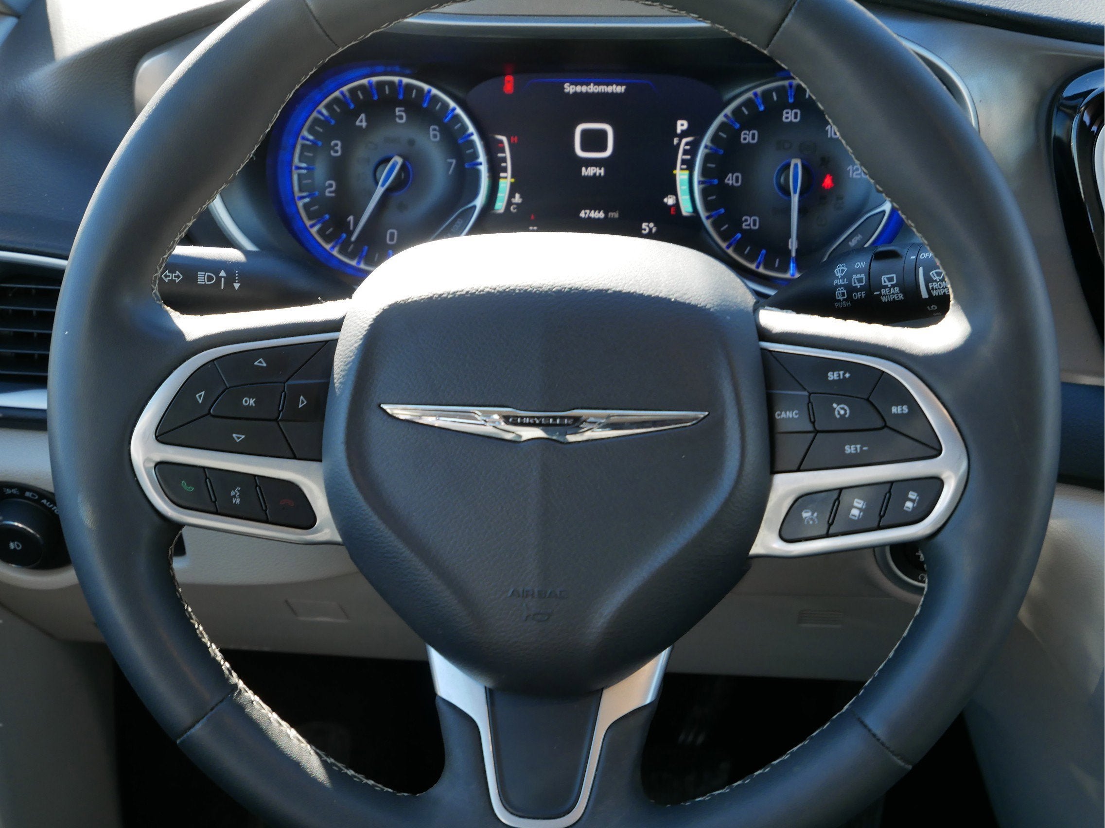 2024 Chrysler Pacifica Touring L