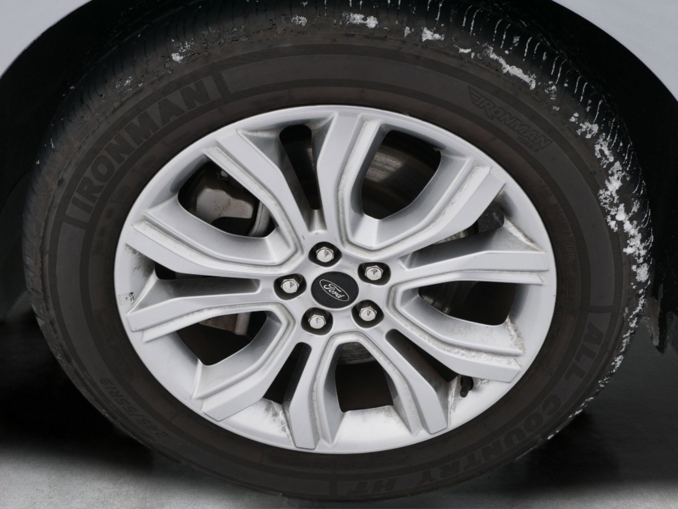 2024 Ford Edge Titanium