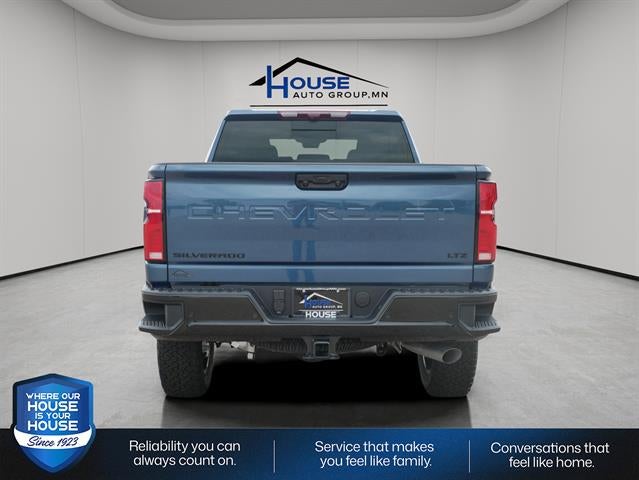 2026 Chevrolet Silverado 3500 HD Crew Cab Standard Box 4-Wheel Drive LTZ