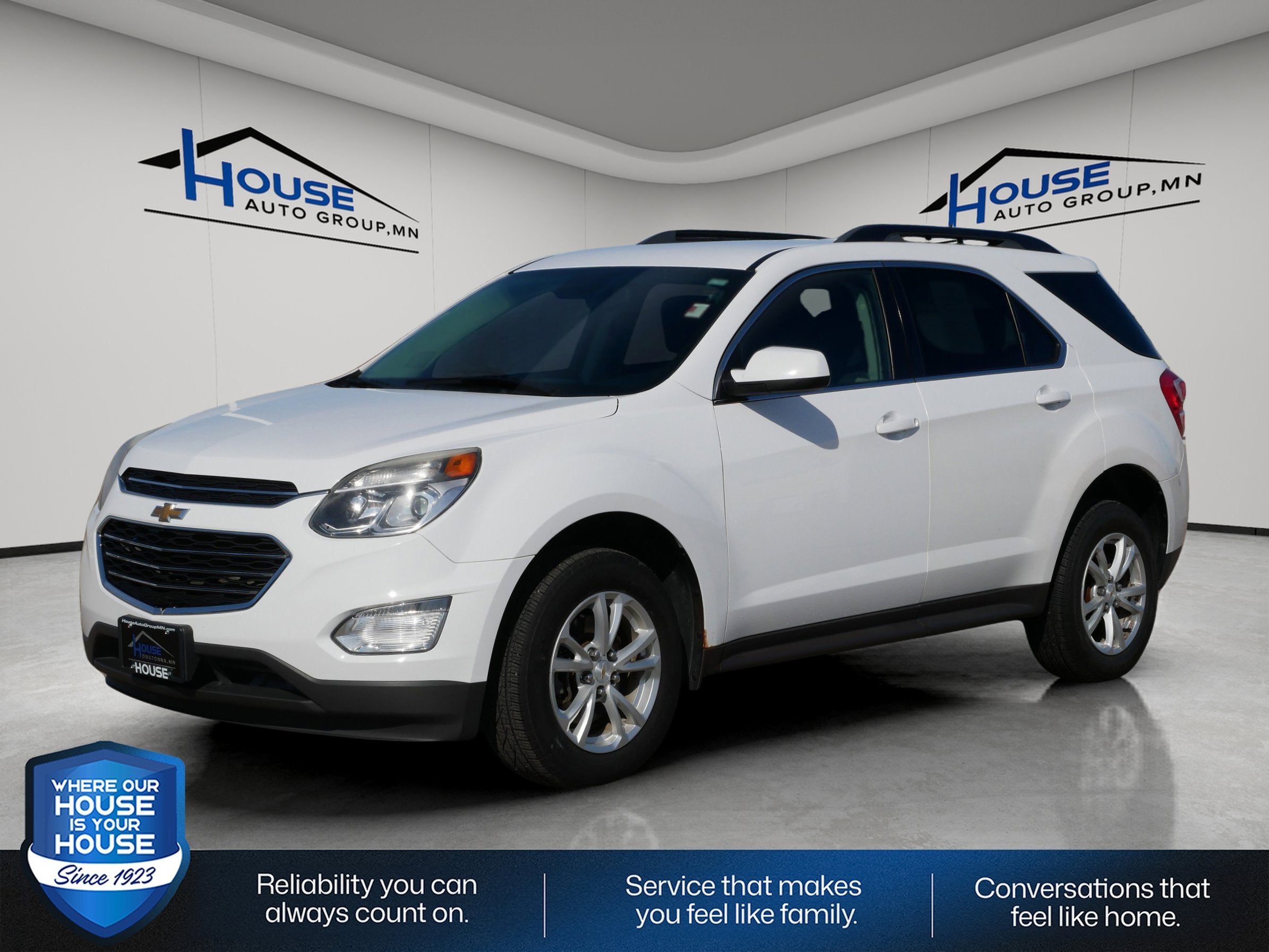 Used 2017 Chevrolet Equinox LT with VIN 2GNFLFEK2H6291206 for sale in Stewartville, Minnesota