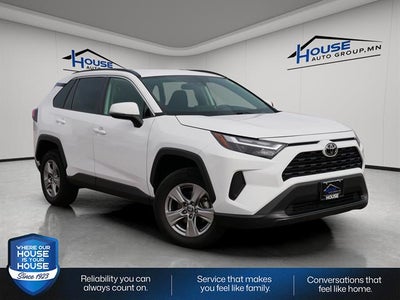 2025 Toyota RAV4 XLE
