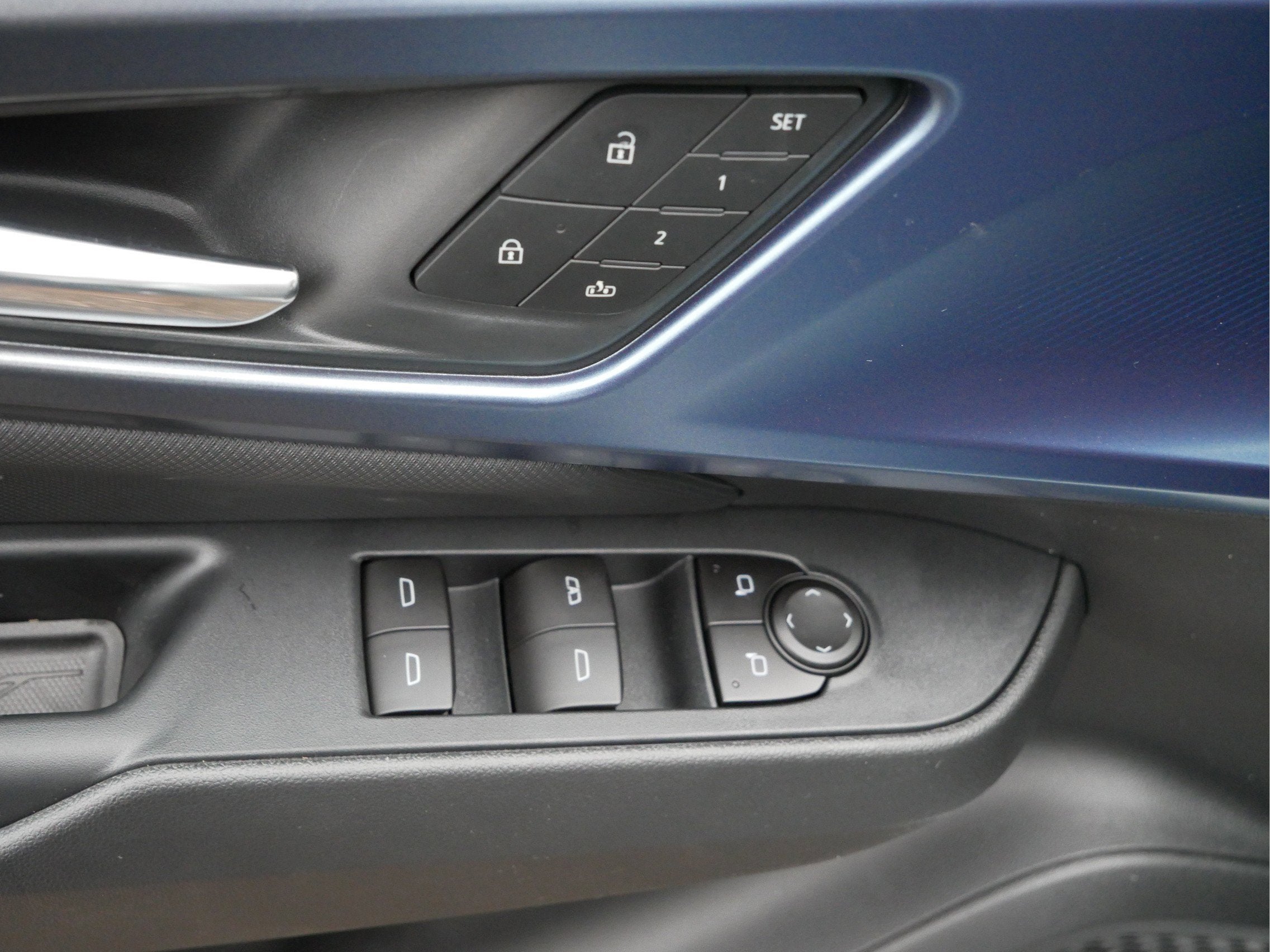 2026 Chevrolet Equinox EV 4dr LT2 w/PDE