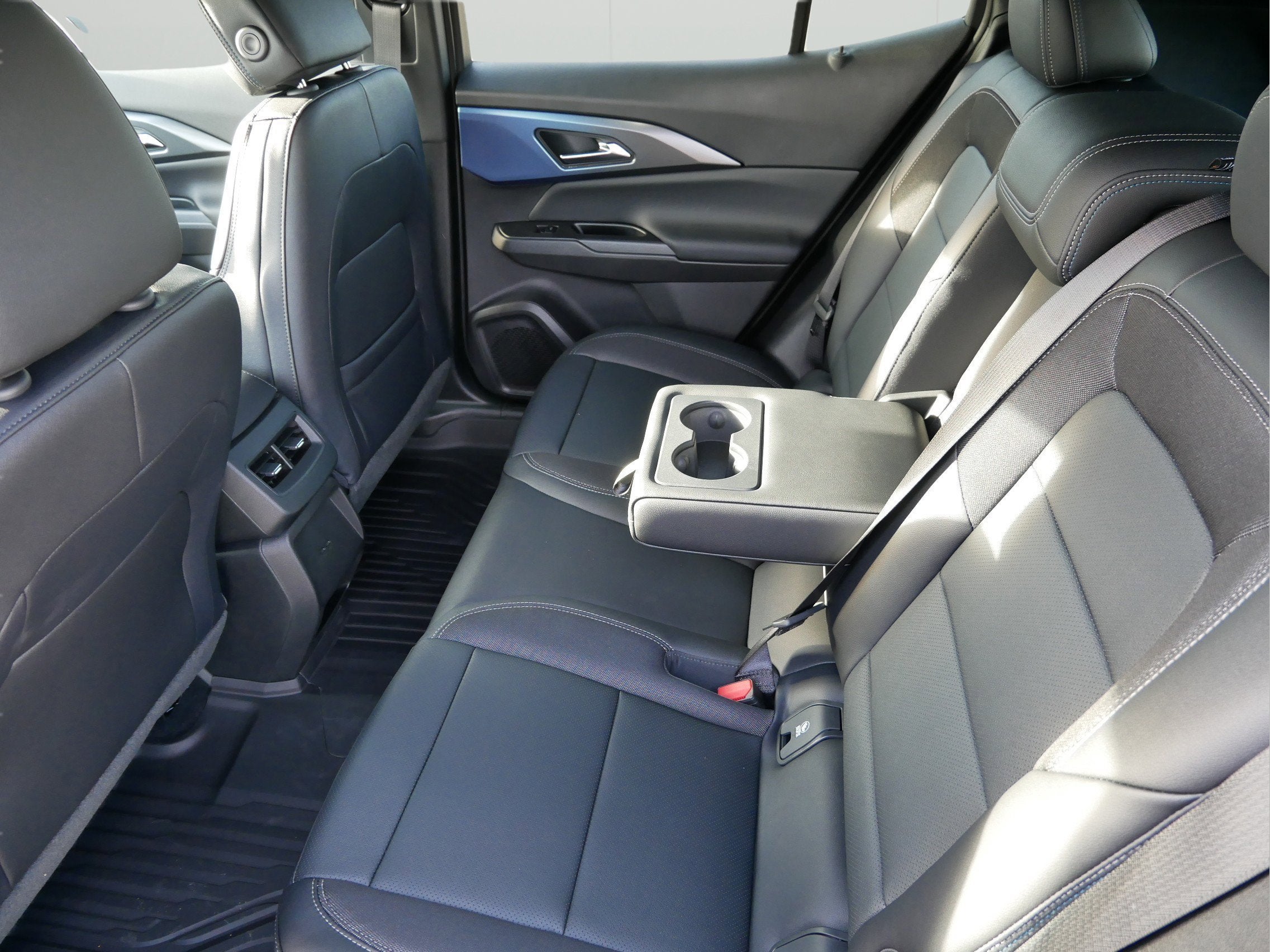 2026 Chevrolet Equinox EV 4dr LT2 w/PDE