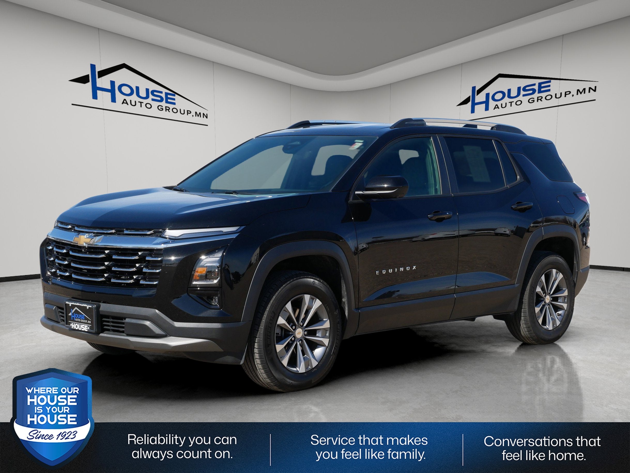 Used 2025 Chevrolet Equinox LT with VIN 3GNAXPEGXSL210763 for sale in Stewartville, Minnesota