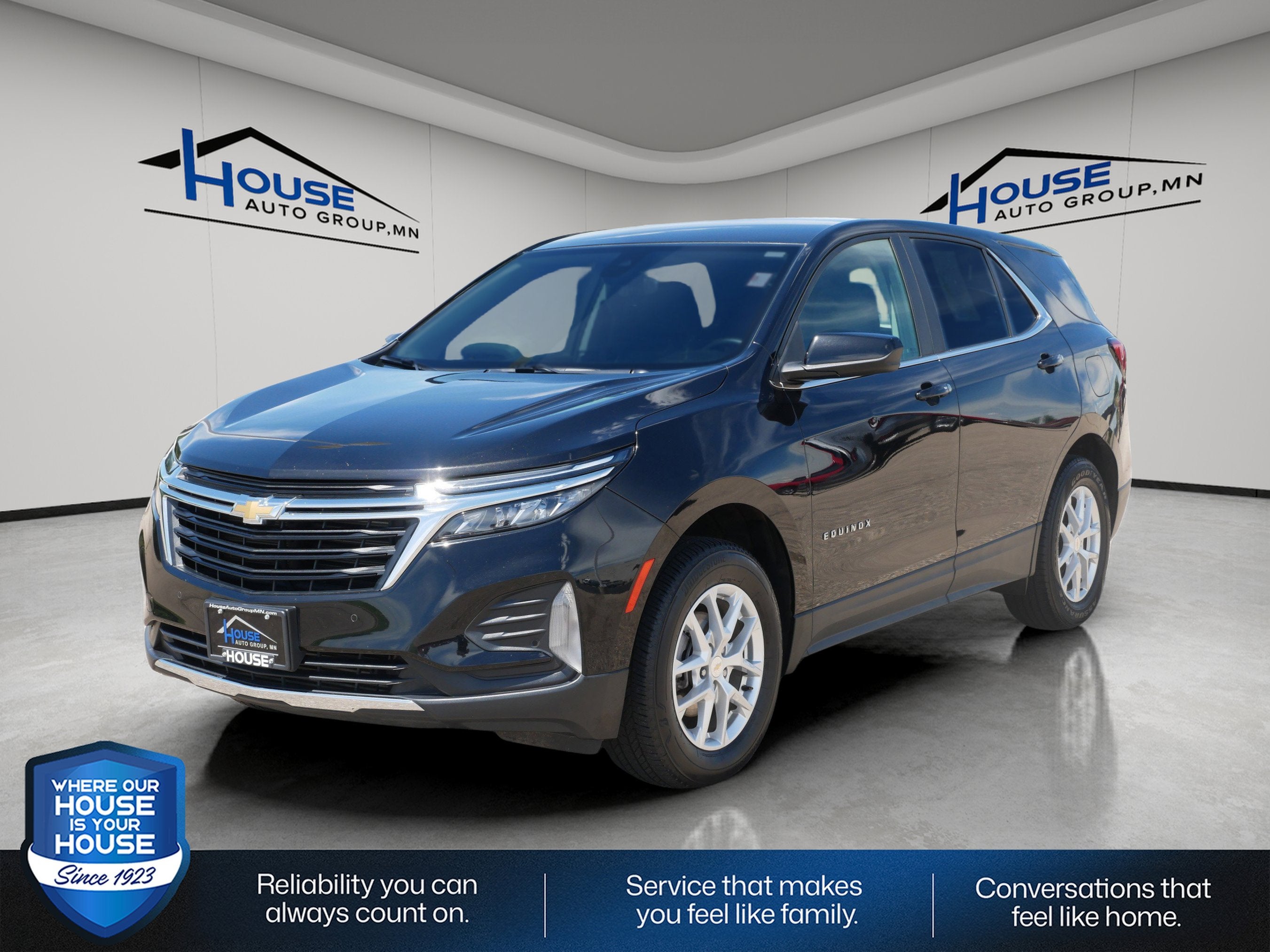 Used 2024 Chevrolet Equinox LT with VIN 3GNAXUEG2RL243524 for sale in Stewartville, Minnesota