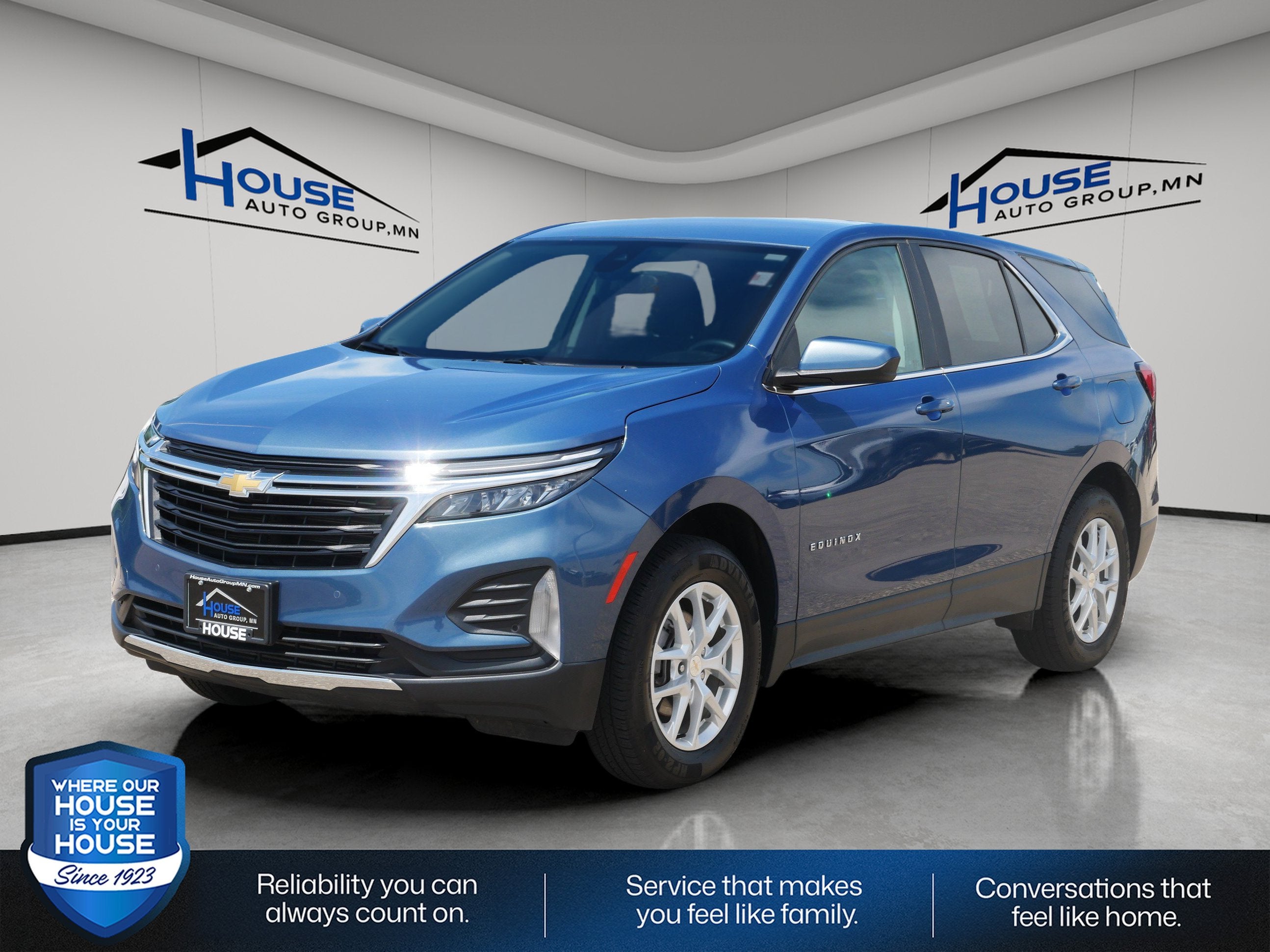 Used 2024 Chevrolet Equinox LT with VIN 3GNAXUEG2RL352811 for sale in Stewartville, Minnesota