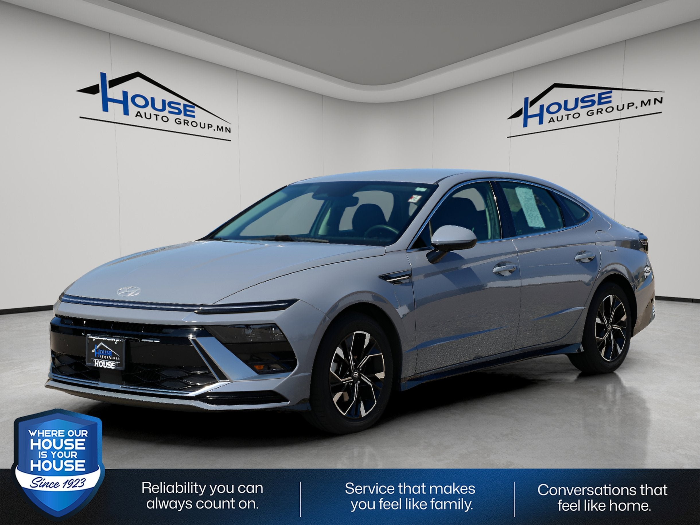 Used 2024 Hyundai Sonata SEL with VIN KMHL64JA3RA408005 for sale in Stewartville, Minnesota