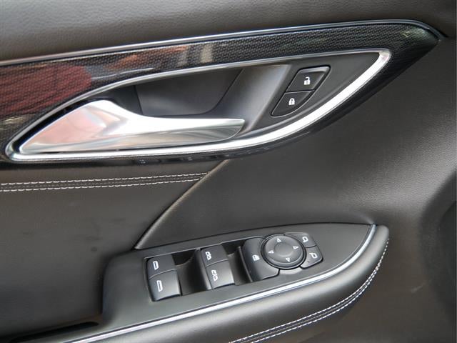 2023 Buick Envision Base
