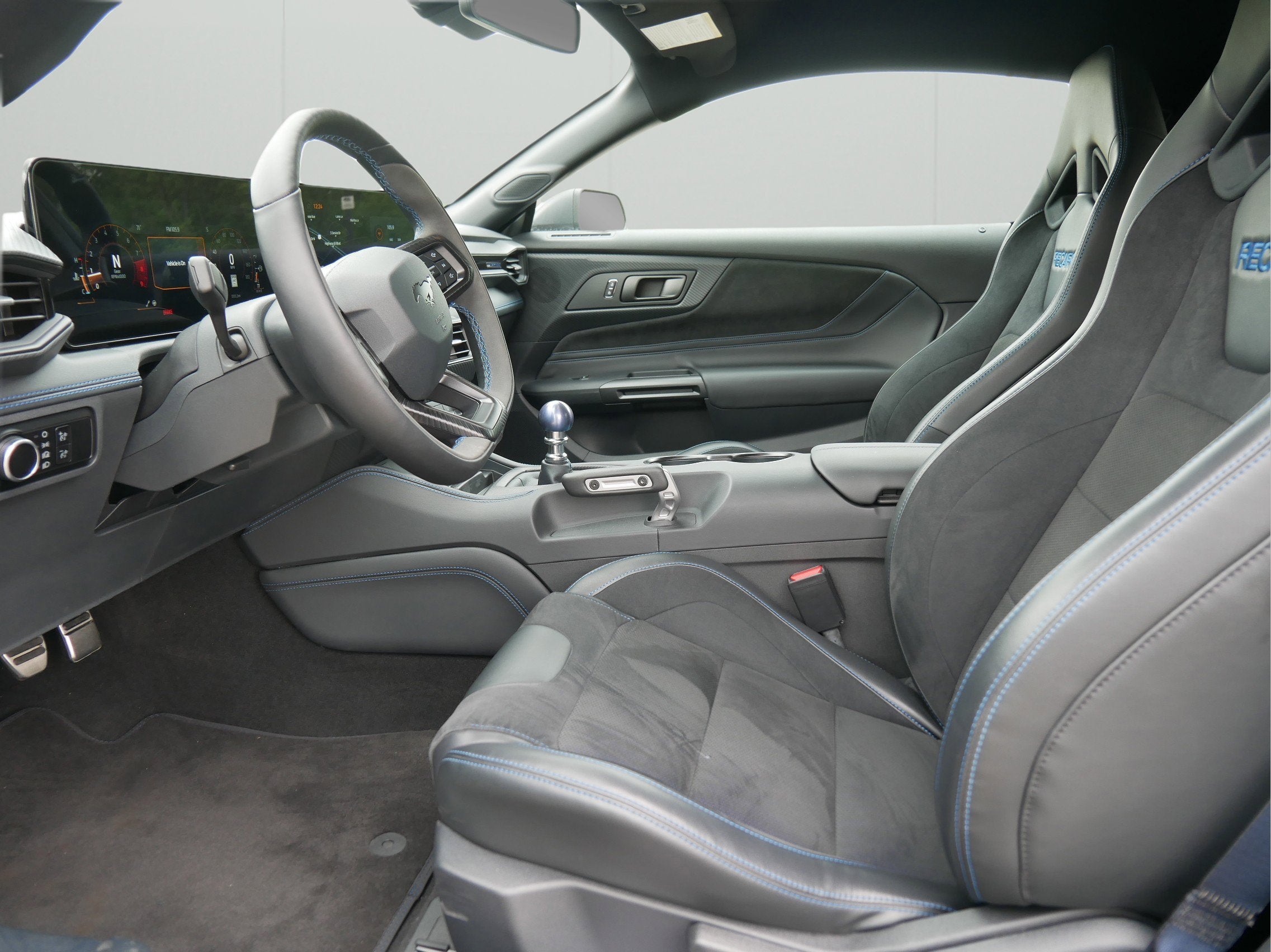 2024 Ford Mustang Dark Horse