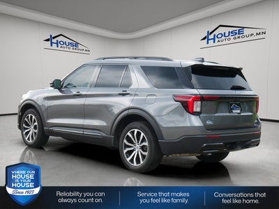 2025 Ford Explorer ST-Line