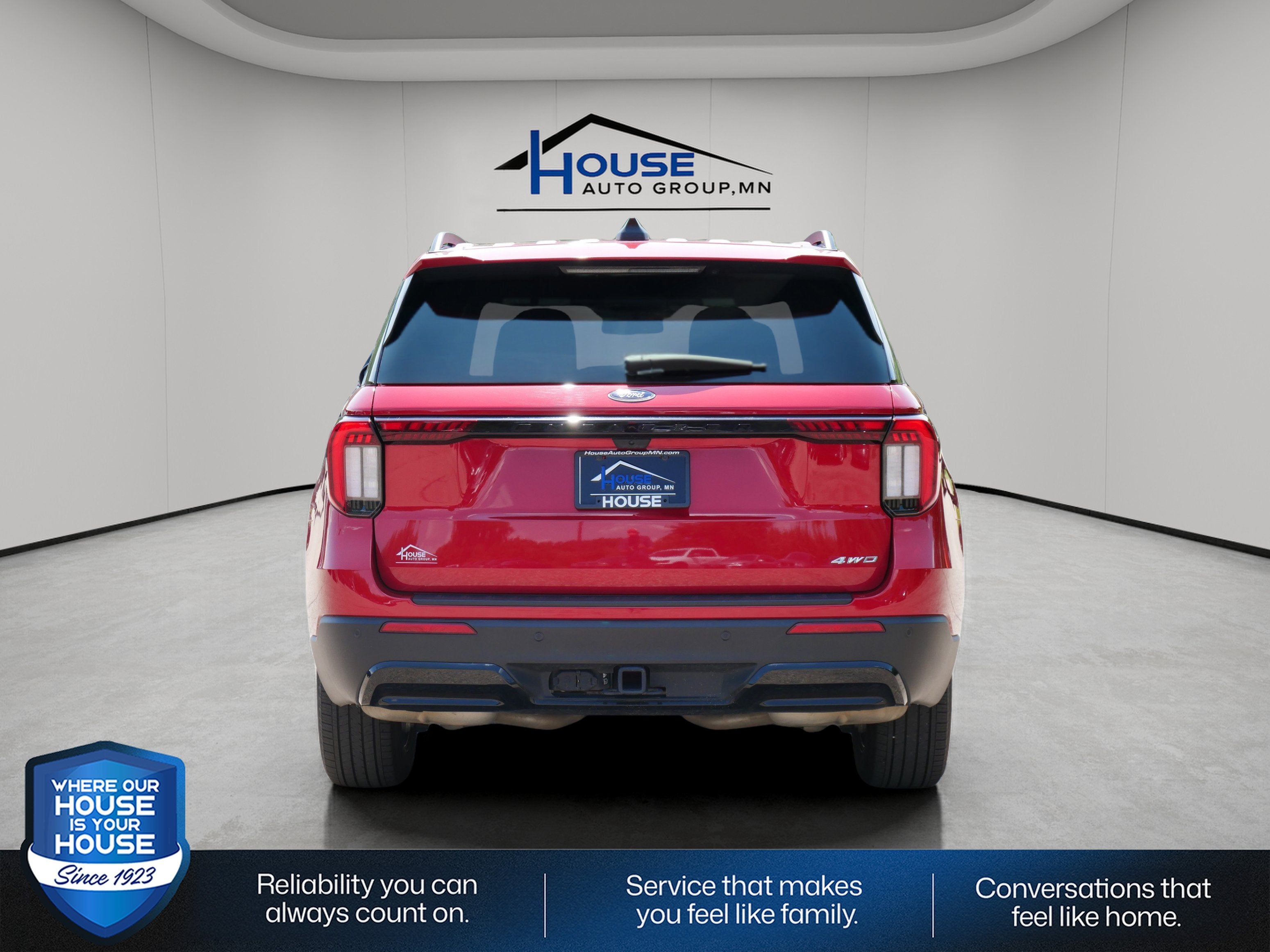 2025 Ford Explorer ST-Line