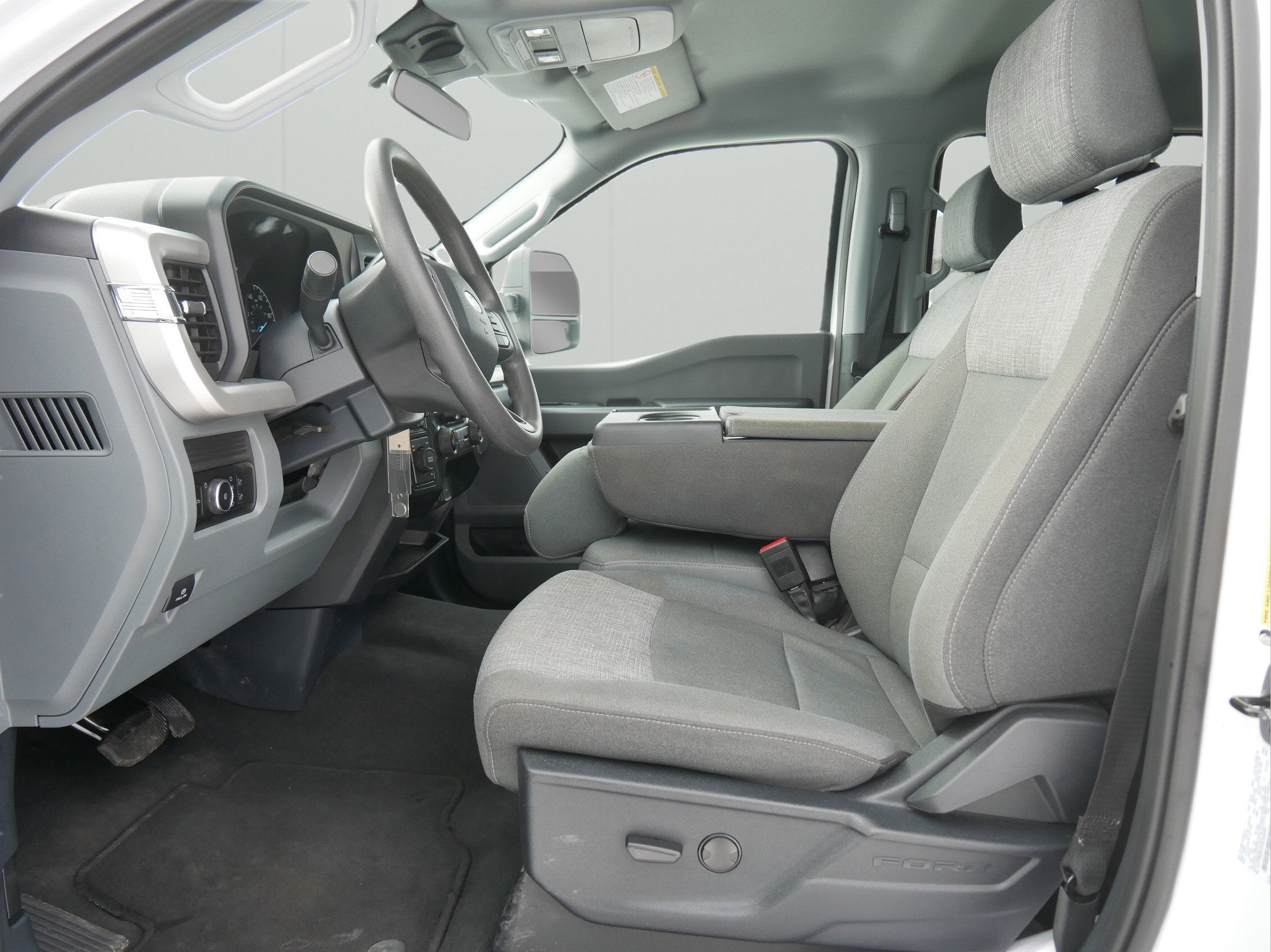 2025 Ford Super Duty F-250 SRW XLT