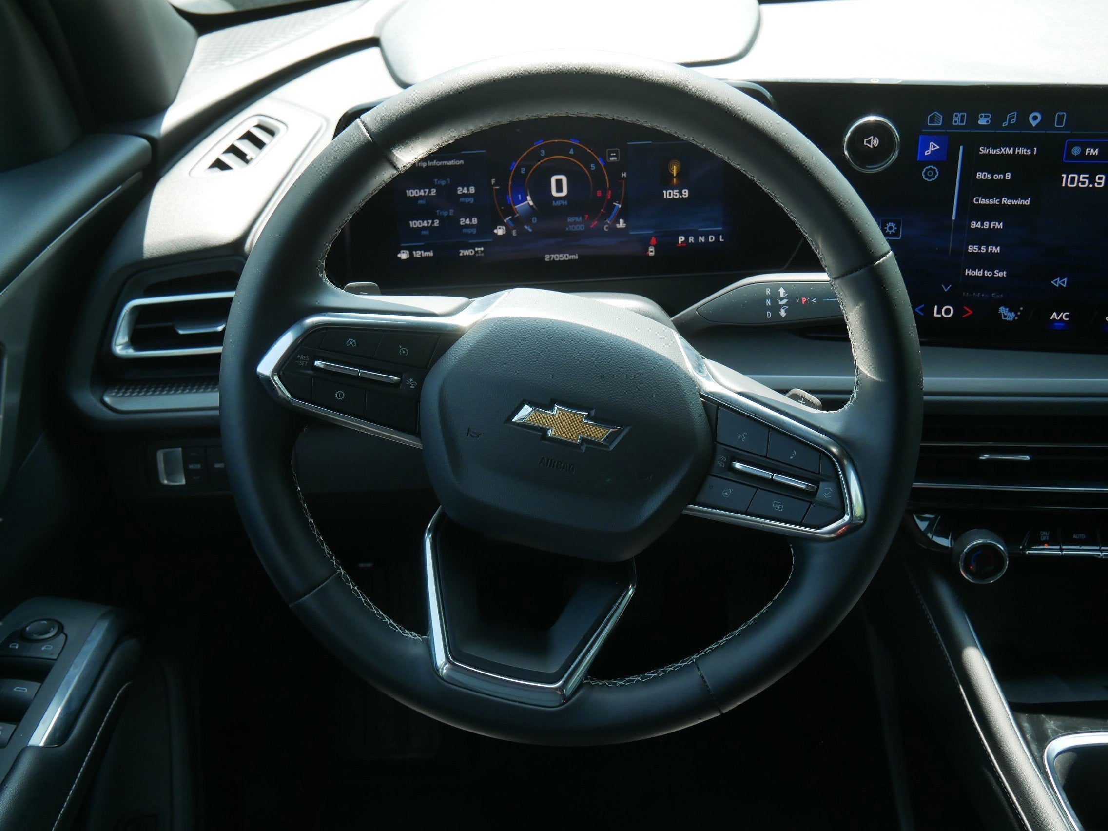2026 Chevrolet Traverse AWD LT