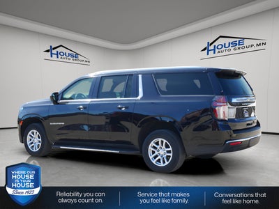 2024 Chevrolet Suburban LT