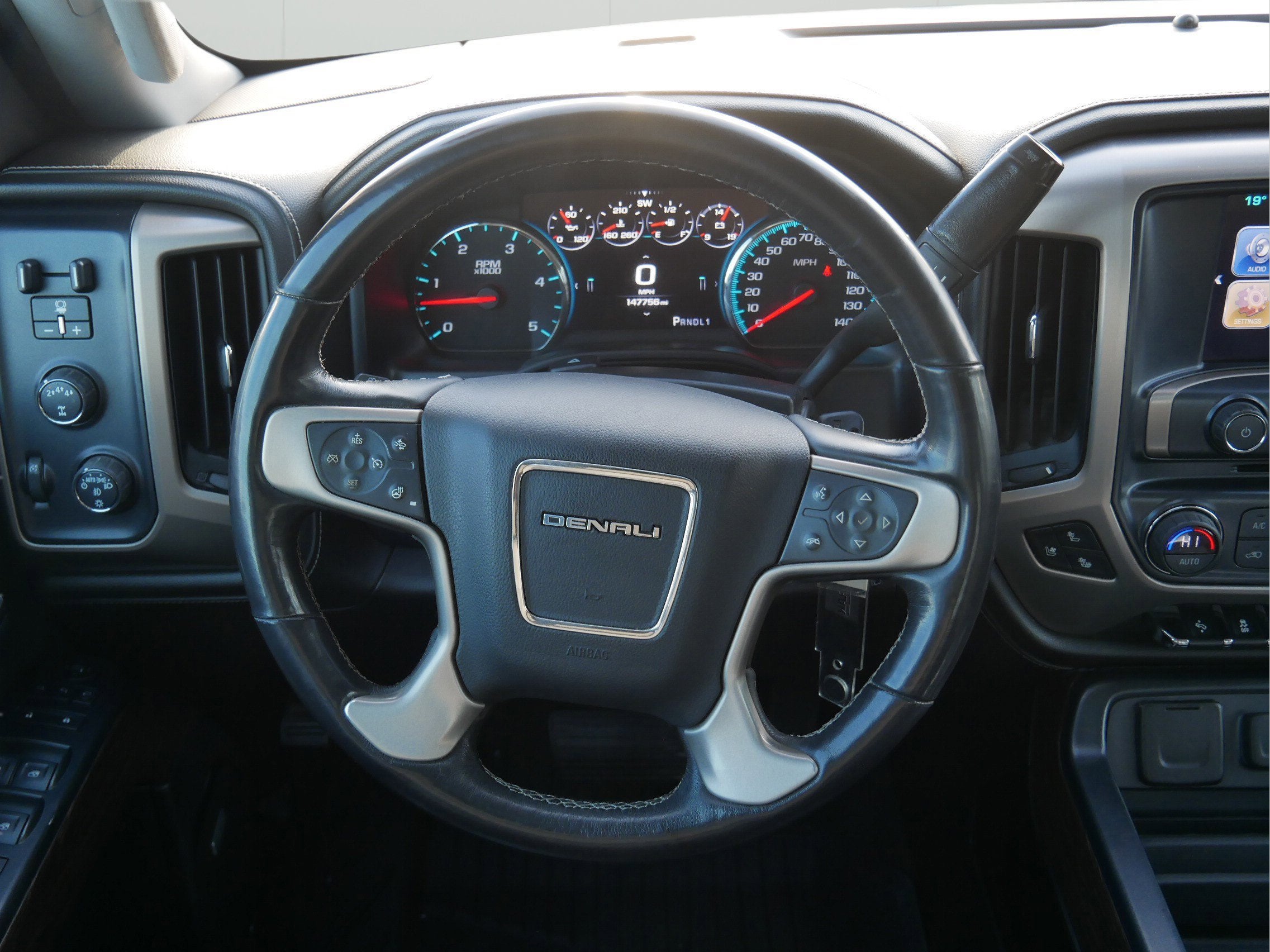 2017 GMC Sierra 2500HD Denali