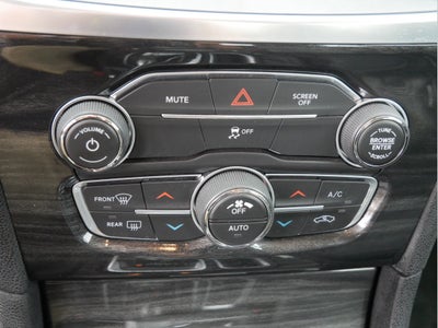 2017 Chrysler 300 Limited