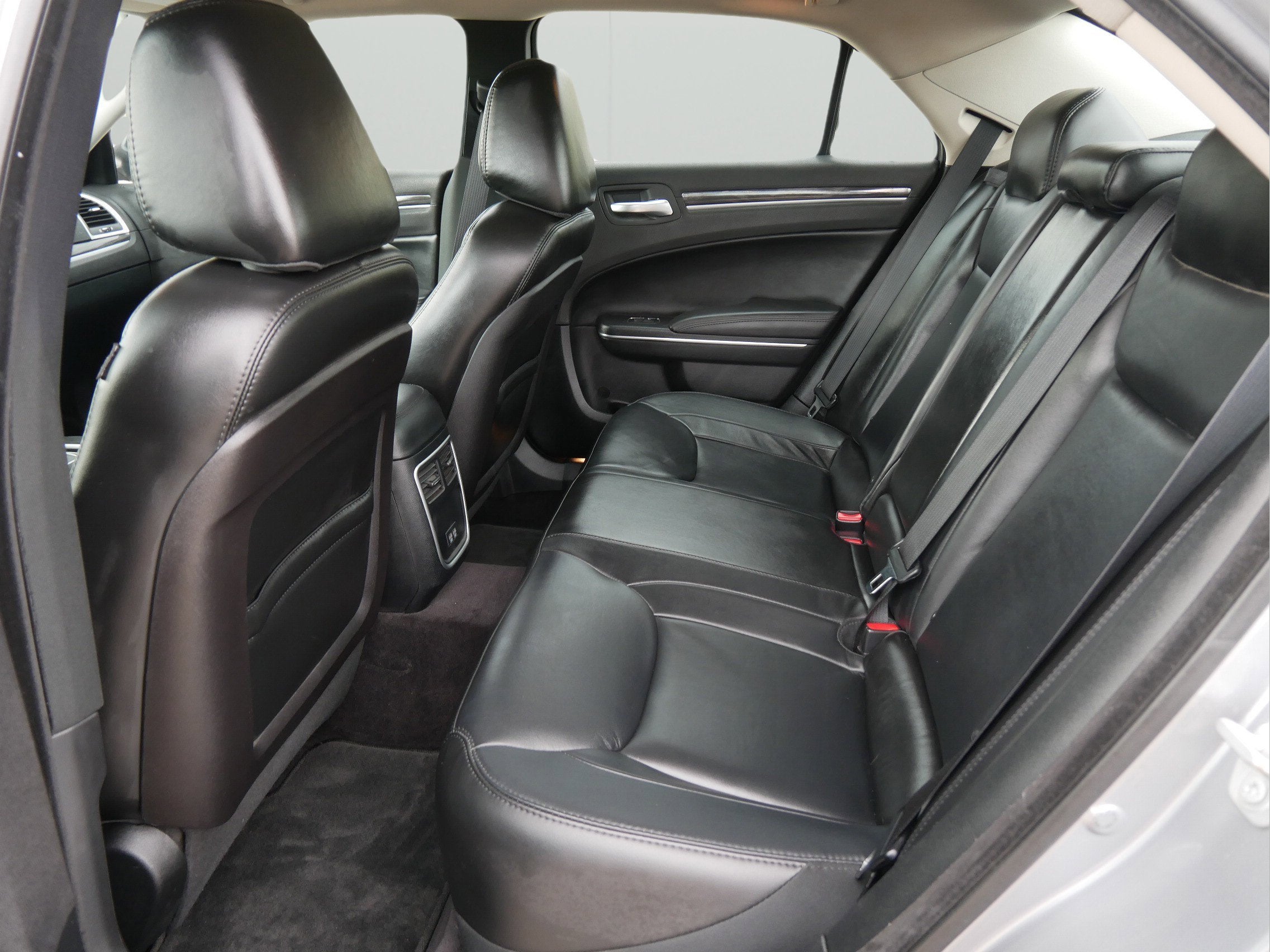 2017 Chrysler 300 Limited